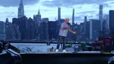 Welcome to Colin Quinn's
last hurrah. - Colin Quinn & Friends: A Parking Lot Comedy Show