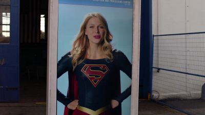 Welcome to earth. - Supergirl