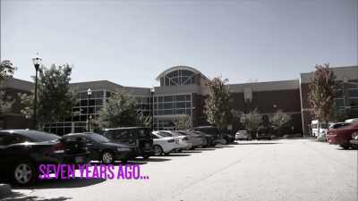 Welcome, you guys, to the
first annual Bailey Bowl. - The Real Housewives Ultimate Girls Trip