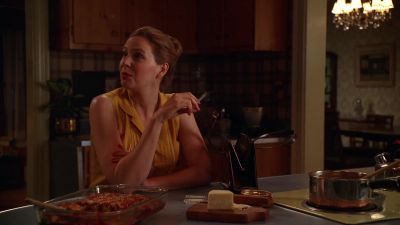 - Welcome home.
- Hello, Francine. - Mad Men