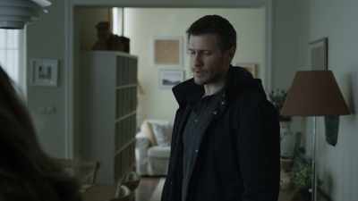 Come home. - Absentia