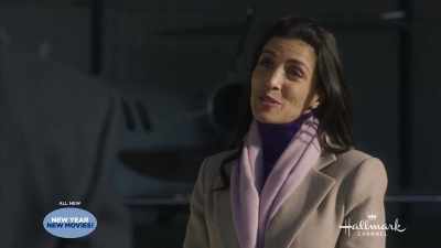 Welcome, I'm Courtney Evans, - A Winter Getaway