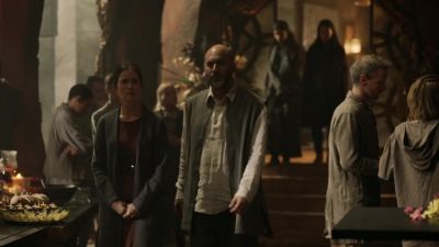 WELCOME. I'M GLAD YOU CAME. - The 100