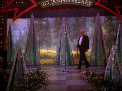 Welcome, ladies and gentlemen. - Twin Peaks