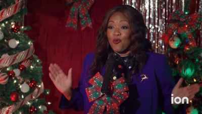 Welcome to Plattsburg's annual
Christmas tree decorating contest. - Dognapped: A Hound for the Holidays