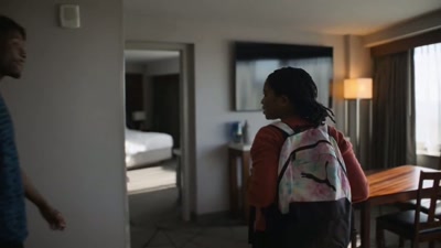 - Welcome to the high life.
- How did you afford this? - Full Circle