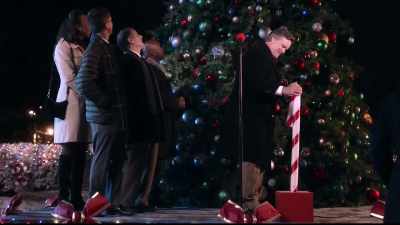 Welcome to the Nilson's Bay
annual tree lighting ceremony. - Christmas Everlasting