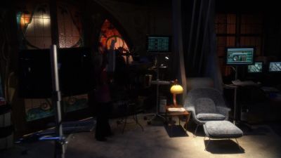 Welcome to watchtower, miss Sullivan. - Smallville