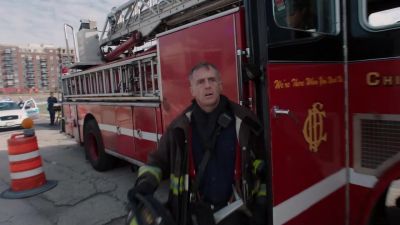 Well, that ain't good. - Chicago Fire