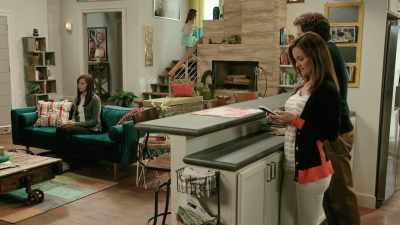- Well, she always says hi - I Am Frankie