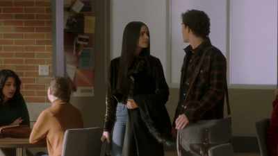 Well, Andrew had
to run an errand - Pretty Little Liars: The Perfectionists