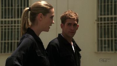 Well,Angela's cell phone
is in there somewhere. - CSI: Crime Scene Investigation