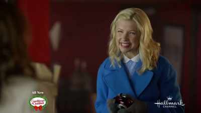 - Well, if anyone can, Barb-- - Sister Swap: A Hometown Holiday