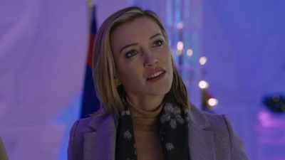 Well, it appears
that you recognize - A Royal Christmas Crush