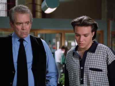 Well, are you gonna open it? - Lois & Clark: The New Adventures of Superman