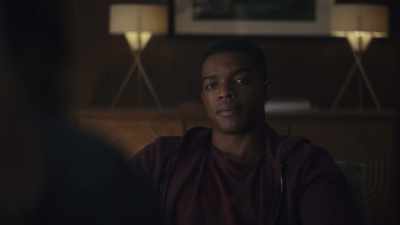 - Well, are you married?
- No. - Homecoming