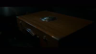 Well, aren't you gonna open it? - Hellboy
