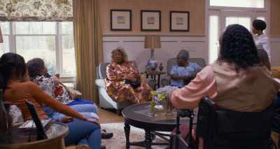 Well, she asked me to do
what I canto help y'all, - A Madea Family Funeral