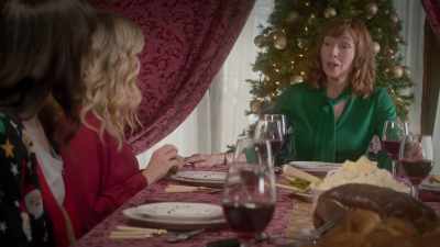 Well. At least I know
who to call if I need a latte. - The Case of the Christmas Diamond