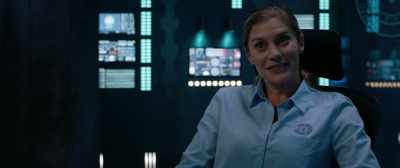 Well, at least you know your place.
It's a shame that Lena doesn't. - 2036 Origin Unknown