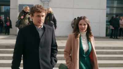 - Well, at least we
can bond over the fact - Christmas in Notting Hill