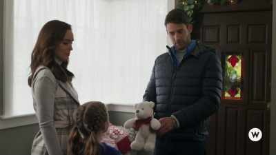 Well, my bear does get lonely
when I'm at school. - Christmas Bedtime Stories