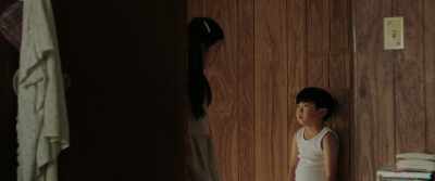 We'll call Mom from church.
Get dressed. - Minari