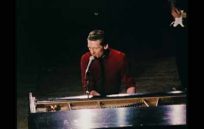♪ Well, you can't be
my lovin' baby ♪ - Jerry Lee Lewis: Trouble in Mind