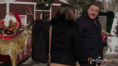 Well, we can't exactly have
half a sculpting competition. - Christmas Festival of Ice