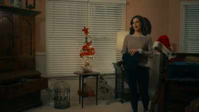 Well, you can't let them
know, but I'm happy to be back. - Christmas at the Holly Hotel
