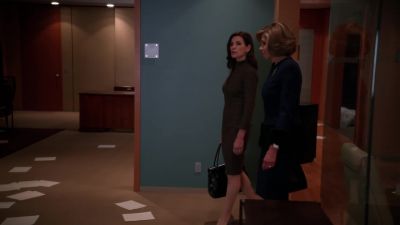 Well, cary says he's fine
with david lee's office, - The Good Wife