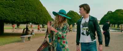 Well, 'cause then, you see,
the hand nearest me - Mamma Mia! Here We Go Again