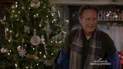 - Well... cheers.
- Cheers. - Return to Christmas Creek