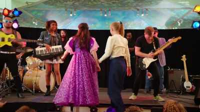 Well, come on, do something! - Anastasia: Once Upon a Time