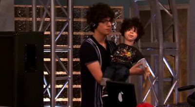 Well did I terrify you - iParty with Victorious