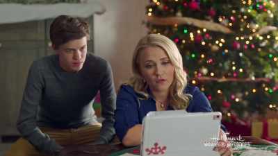 Well, we don't wanna risk the wait, - Christmas Wonderland