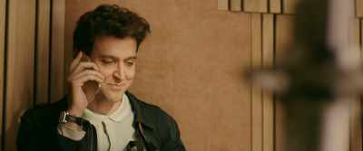 We'll eat out tonight. Okay?
- Bye. - Bye. See you. - Kaabil