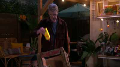 - Well, this feud
wouldn't have restarted - Lopez vs Lopez
