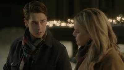 Well, first off, we
have our maple syrup, - Meeting Mr. Christmas