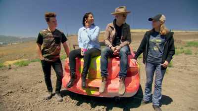 WELL, FOR BIG-SCALE STUFF
LIKE THIS, - Mythbusters Jr.