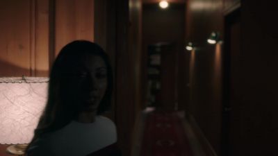 We'll get through this.
Just stay focused. - Siren