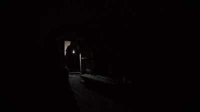 Well, you go in there.
I'm not going in there. - Spooked Scotland