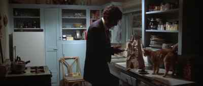 Well? Go on, there it is. - The Long Goodbye