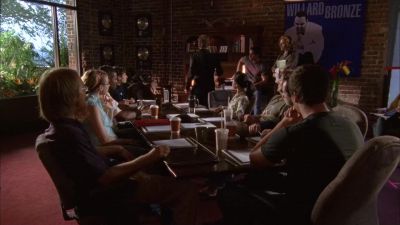 WE'LL GO WITH THE ACTRESS. - One Tree Hill