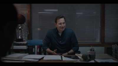- Well, you gonna get him some size?
- Exactly. - Amateur