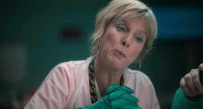 We'll have to do the same thing
to expel the placenta. - Sage homme