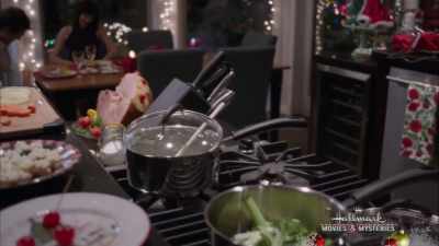 Well, once Hennessey
tries this meal, - Christmas in the Air