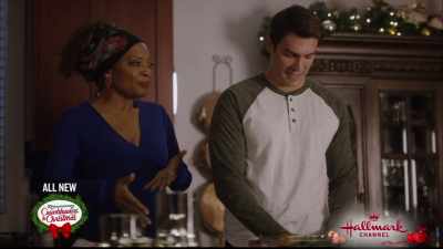 Well, how about
a Christmas village - Cherished Memories: A Gift to Remember 2