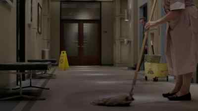 WELL, HOW MANY CARS
ARE ON THEM? - The Americans