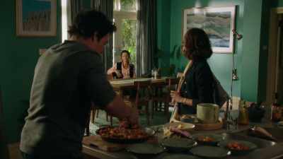 - Well, before I bring
her out, quick heads up, - Five Bedrooms